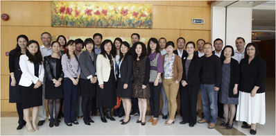 2011 graduates from UBM’s China Leadership Development Programme with Philip Chapnick, 
Group Chief Representative for UBM in China (second from the left in the back row) and other UBM senior executives