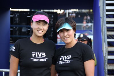 "FIVB Heroes" Chen Xu (left) and Zhang Xi in Brasilia on 17 April, 2012